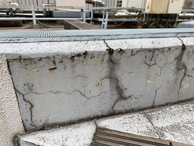 立ち上がり部分の劣化写真